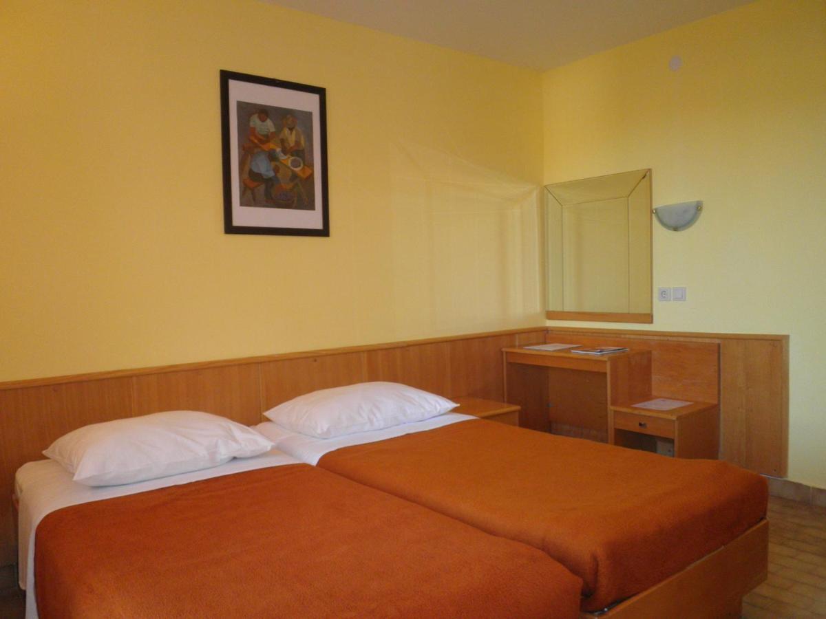 Hotel Zora Pavilions พรีมอชเตน ภายนอก รูปภาพ